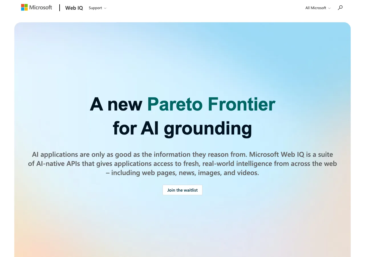 Microsoft Web IQ 公式サイトのヒーローセクション