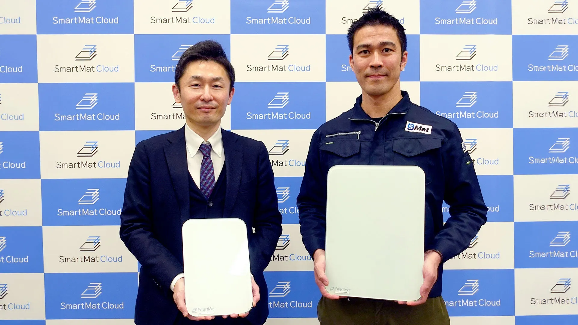 MARUWA SHOMEIに導入されたスマートマットクラウドの重量センサー型在庫管理デバイス