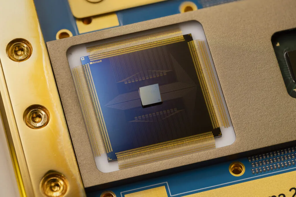 Microsoft Majorana 2の実物チップ