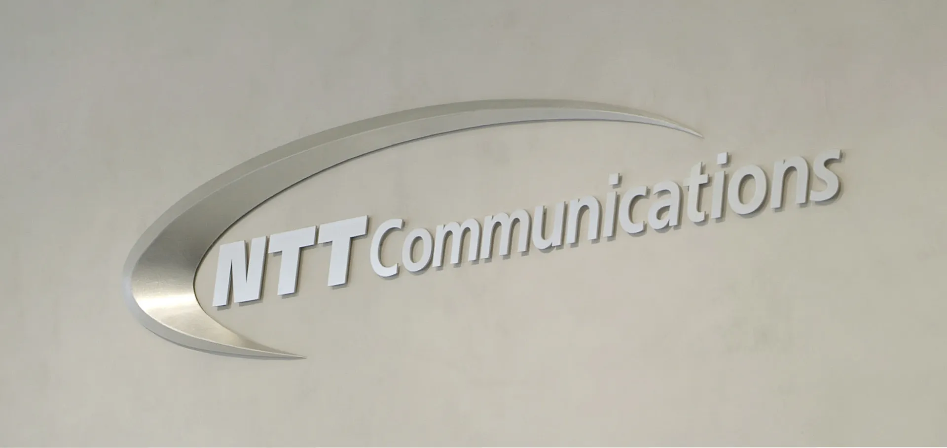 NTT-Comの全社導入で働き方改革